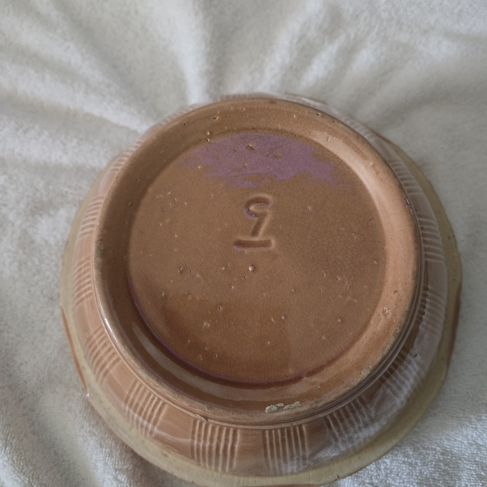 Vintage Watt Pottery, Moon & Stars, Ceramic Mixing Bowl, #9 - Pumpkin Glaze - Picture 3 of 5